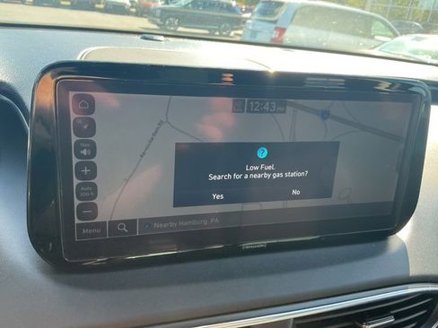 Used 2023 Hyundai Santa Fe SEL image 17