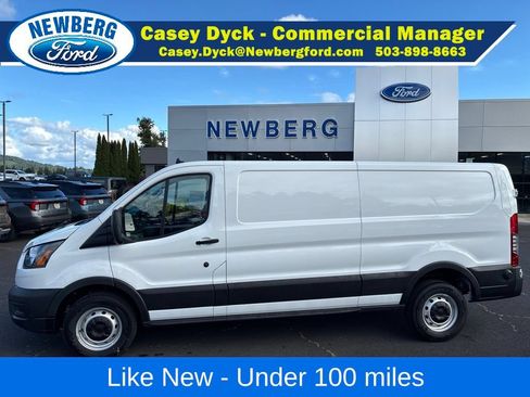 Used 2024 Ford Transit 250 Low Roof RWD image 4
