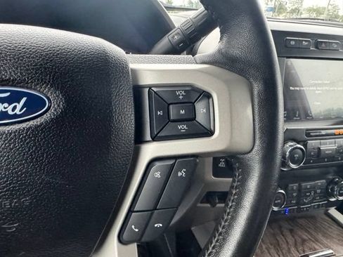 Used 2019 Ford F250 Lariat w/ Lariat Ultimate Package AWD/4WD image 19