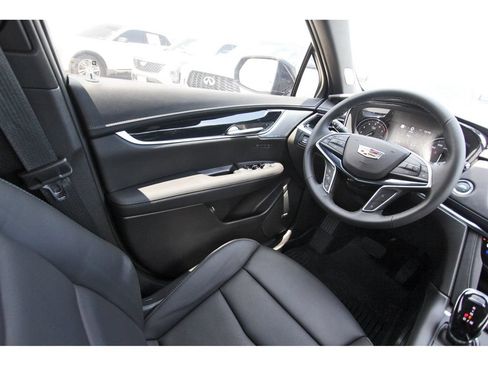 New 2026 Cadillac XT5 Premium Luxury w/ Driver Assist Package FWD image 8