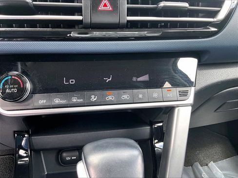 Used 2022 Kia Seltos S FWD image 23