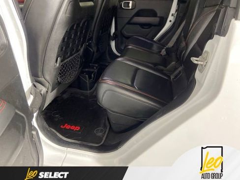 Used 2020 Jeep Gladiator Rubicon AWD/4WD image 18