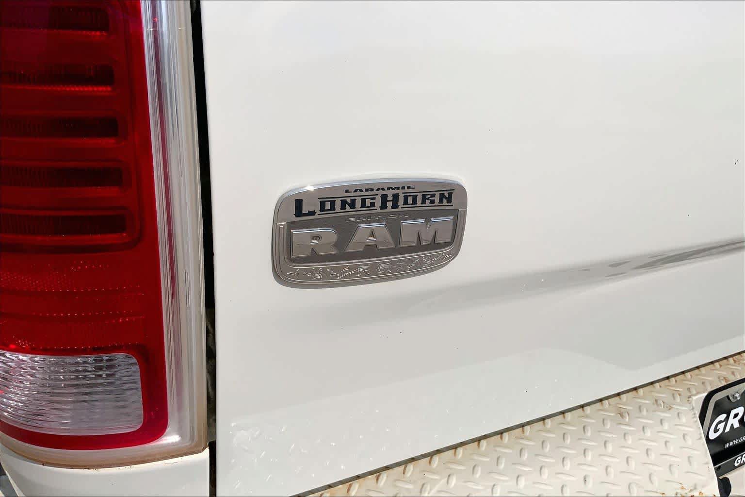 Used 2017 RAM 2500 Longhorn w/ Convenience Group AWD/4WD image 29
