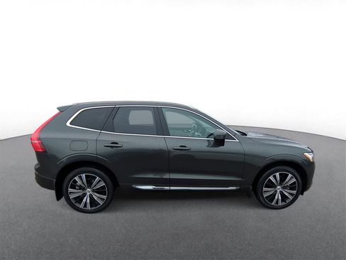 Used 2022 Volvo XC60 B5 Inscription w/ Advanced Package image 9