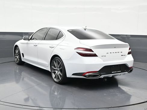 Used 2022 Genesis G70 3.3T AWD/4WD image 3