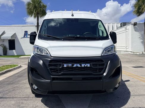 Used 2025 RAM ProMaster 2500 w/ Convenience Group image 2
