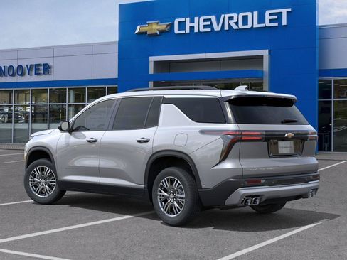 New 2026 Chevrolet Traverse LT AWD/4WD image 3