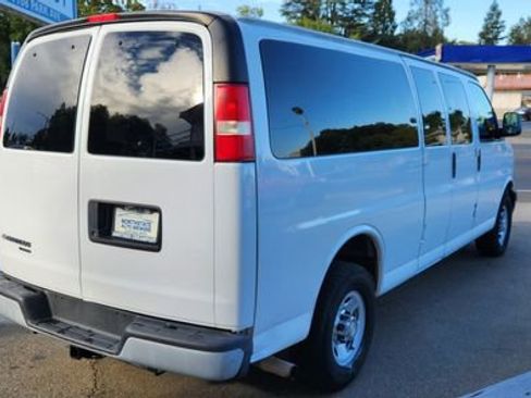Used 2013 Chevrolet Express 3500 LT w/ LT Preferred Equipment Group image 4