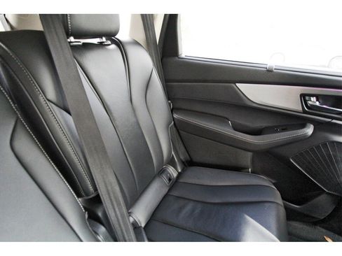 Used 2024 Acura MDX FWD w/ Technology Package image 12