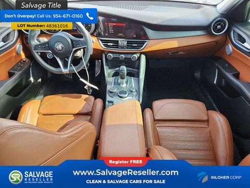 Used 2018 Alfa Romeo Giulia Ti Sport w/ Quick Order Package 22U Sport image 11