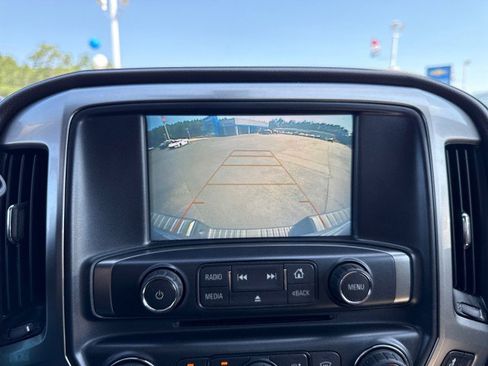 Used 2018 Chevrolet Silverado 1500 LTZ Z71 w/ LTZ Plus Package AWD/4WD image 22