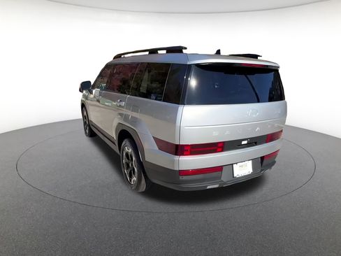 Used 2025 Hyundai Santa Fe SEL image 11