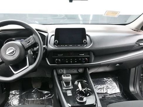 Used 2023 Nissan Rogue S AWD/4WD image 23