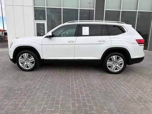 Used 2018 Volkswagen Atlas SEL Premium image 2