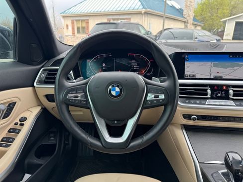 Used 2020 BMW 330i xDrive Sedan w/ Driving Assistance Package image 13
