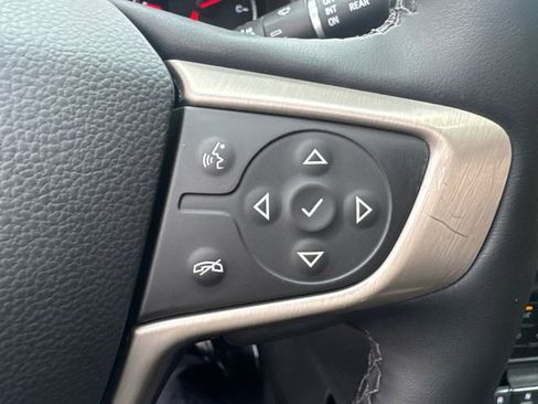 Used 2023 GMC Terrain Denali image 33