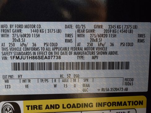 New 2025 Ford Expedition Active image 28