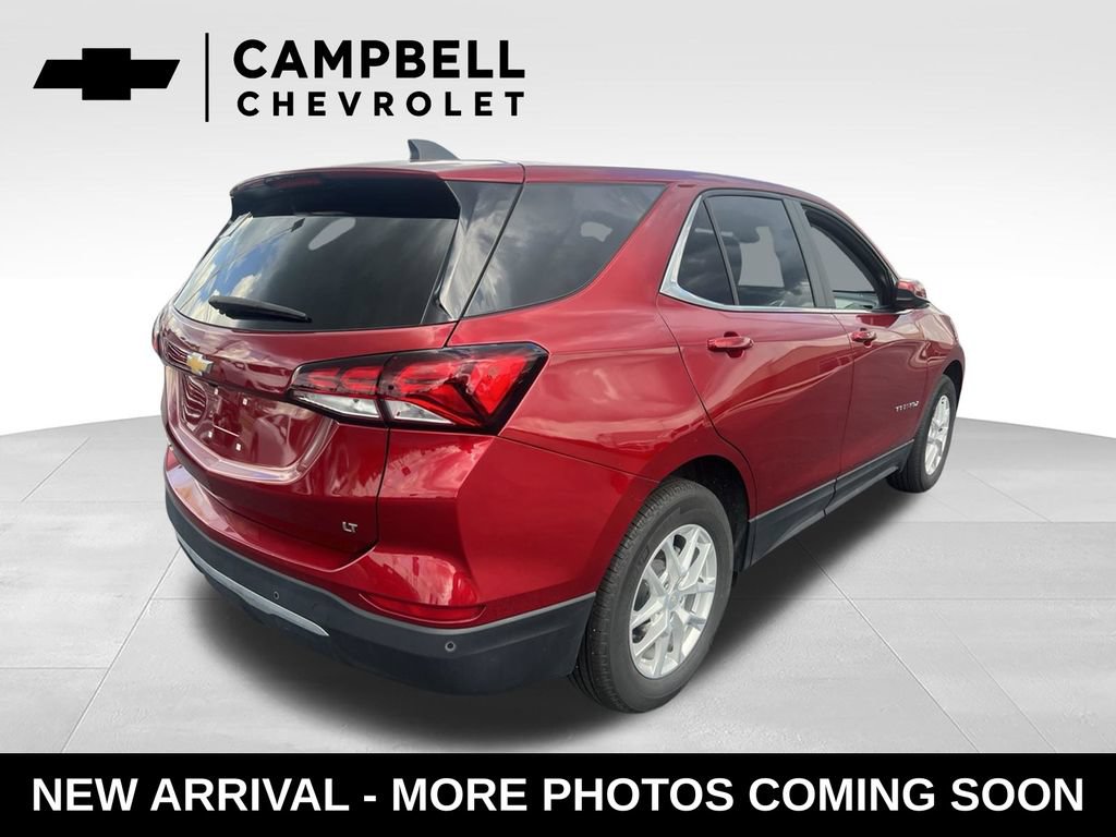 Used 2024 Chevrolet Equinox LT w/ LPO, Floor Liner Package FWD image 5