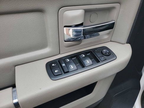 Used 2012 RAM 1500 Classic SLT AWD/4WD image 22