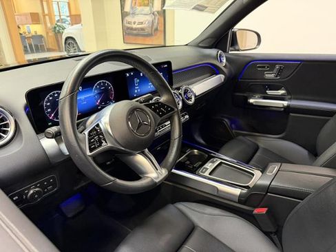 Used 2024 Mercedes-Benz GLB 250 image 7