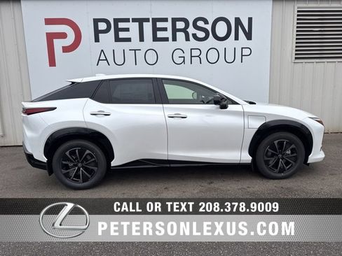 New 2026 Lexus RZ 450e AWD image 2