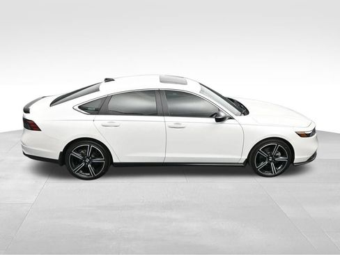 Used 2024 Honda Accord Sport image 36