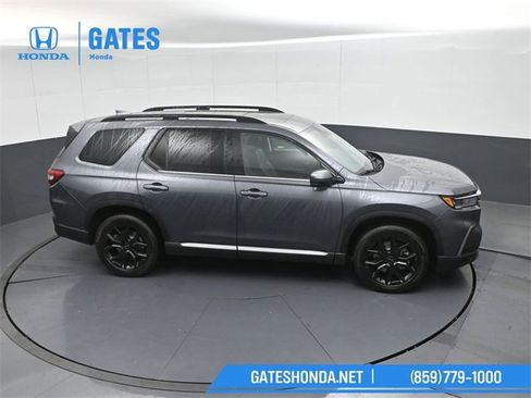 Certified 2025 Honda Pilot Touring image 58