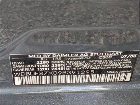 Used 2009 Mercedes-Benz E 350 4MATIC Sedan image 23