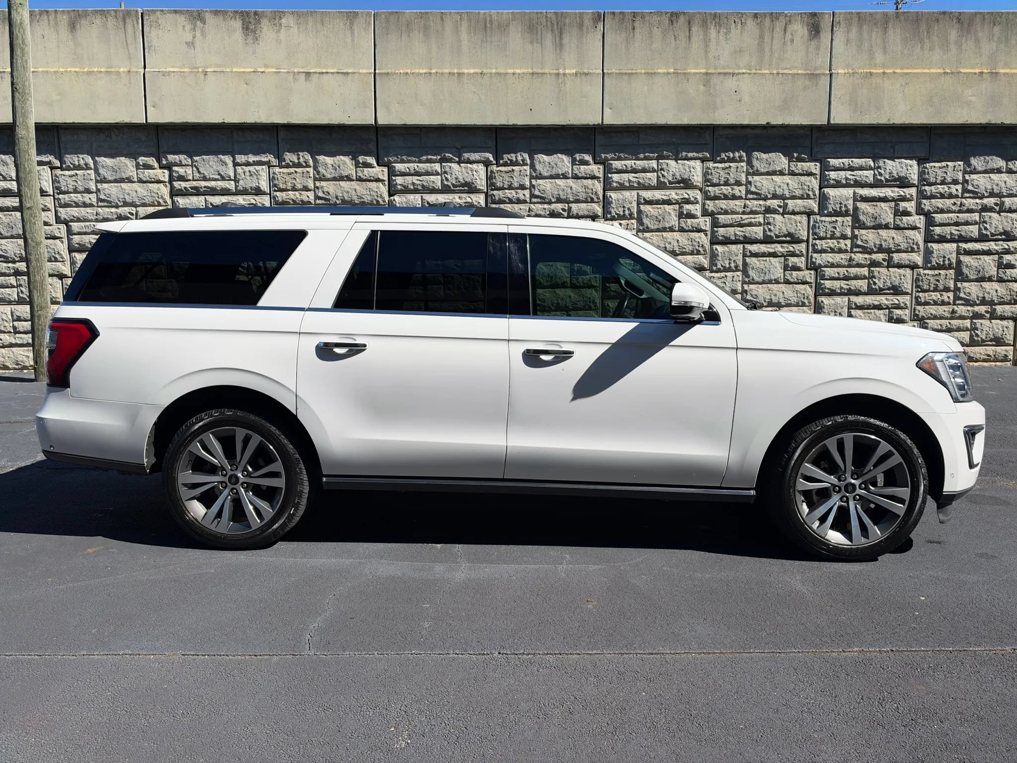 Used 2020 Ford Expedition Max Limited w/ Equipment Group 302A RWD image 6