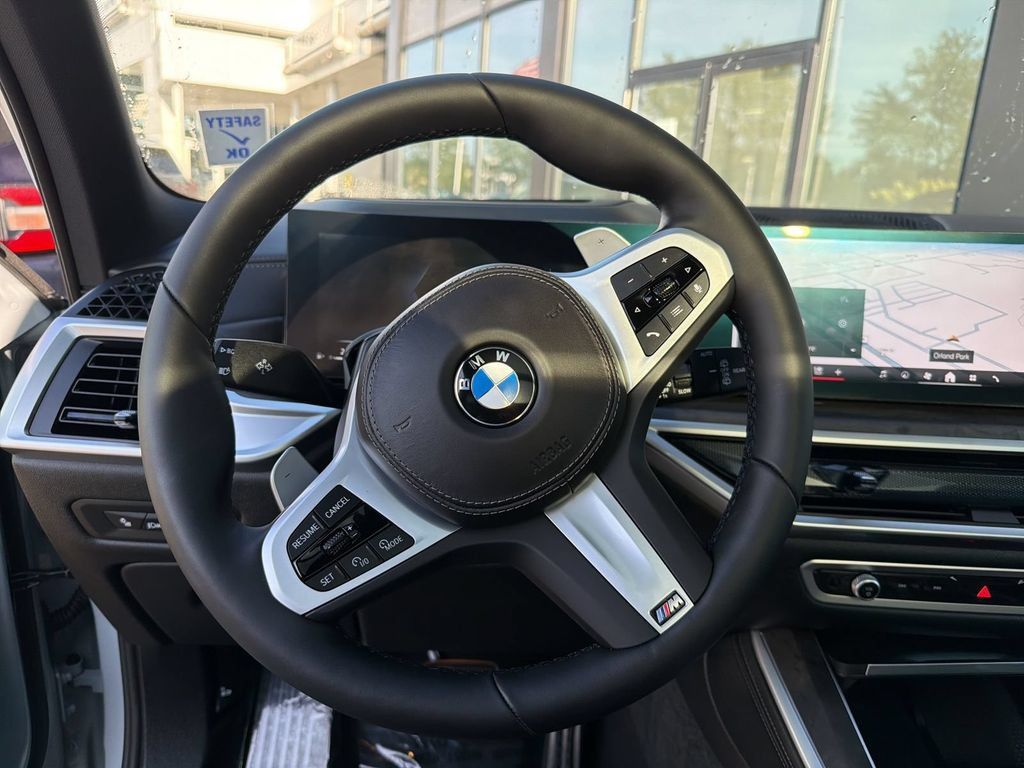 Used 2026 BMW X5 xDrive40i AWD/4WD image 15
