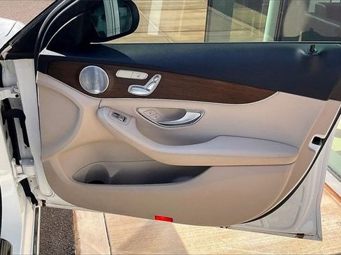 Used 2021 Mercedes-Benz C 300 Sedan image 24