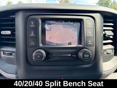 Used 2024 RAM 2500 Tradesman w/ Chrome Appearance Group image 33