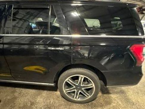 Certified 2021 Ford Expedition Limited AWD/4WD image 9