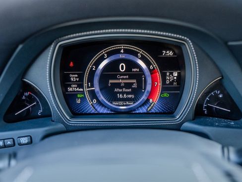 Used 2018 Lexus LS 500 w/ Luxury Package RWD image 20