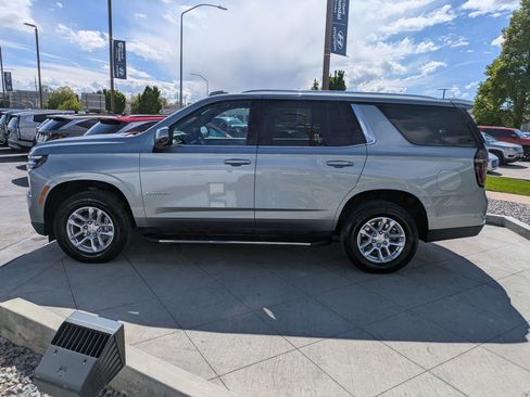 Used 2025 Chevrolet Tahoe LT AWD/4WD image 9