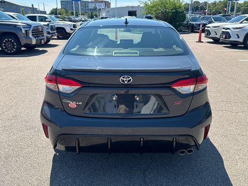 Used 2023 Toyota Corolla SE w/ SE Premium Package FWD image 6