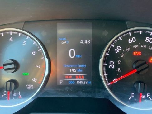 Used 2022 Toyota RAV4 XLE w/ Convenience Package image 21