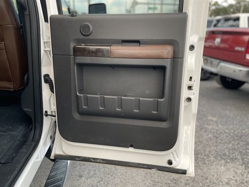 Used 2013 Ford F350 Platinum image 43
