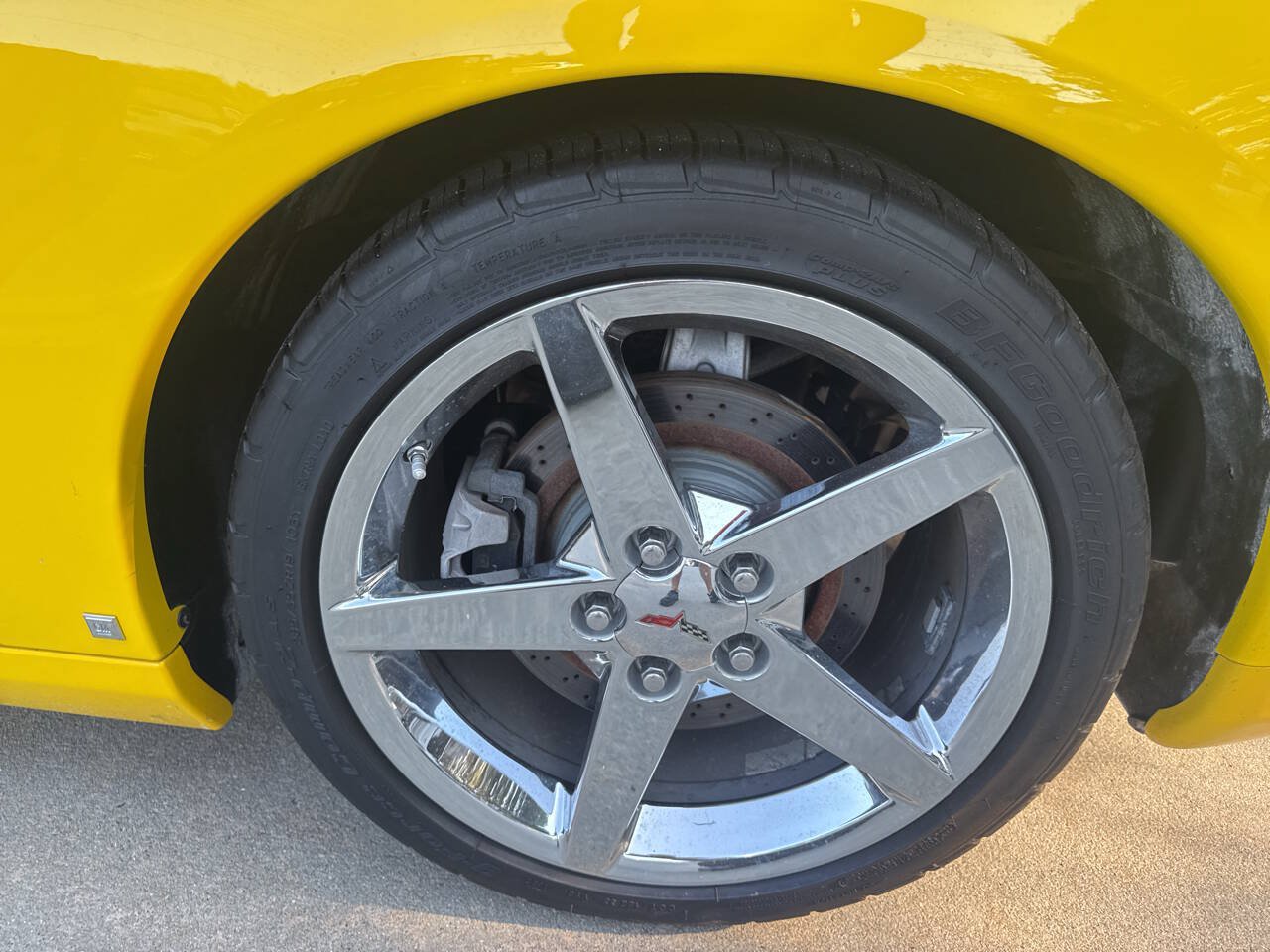Used 2008 Chevrolet Corvette Convertible w/ Preferred Equipment Group RWD image 19