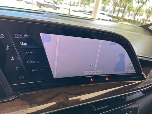 Used 2021 Cadillac Escalade Sport Platinum RWD image 10