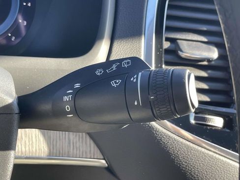 Used 2023 Volvo XC90 B6 Ultimate w/ Protection Package image 24