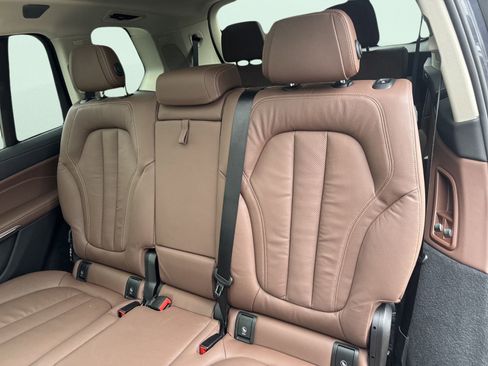 Used 2020 BMW X7 xDrive50i w/ Cold Weather Package image 25