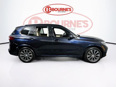 Used 2021 BMW X5 xDrive40i w/ M Sport Package AWD/4WD image 13
