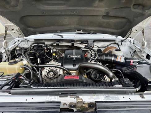 Used 1995 Ford F250 XLT image 60