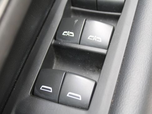 Used 2022 Chevrolet Tahoe LT w/ LT Signature Package RWD image 21