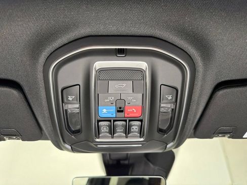 New 2026 Jeep Grand Cherokee L Limited w/ Limited Altitude Package AWD/4WD image 14