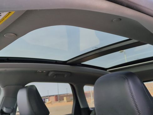 Used 2021 Lincoln Corsair Grand Touring image 15