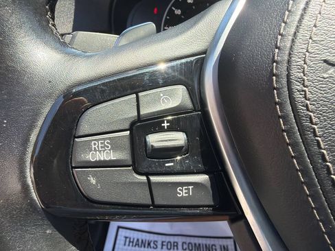 Used 2018 BMW 530e xDrive AWD/4WD image 12