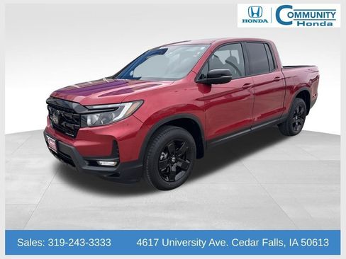 Used 2025 Honda Ridgeline Black Edition image 1