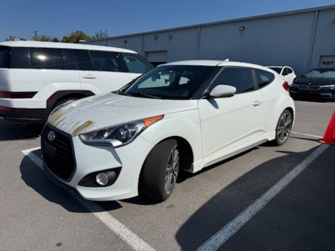 Used 2017 Hyundai Veloster Turbo FWD image 3